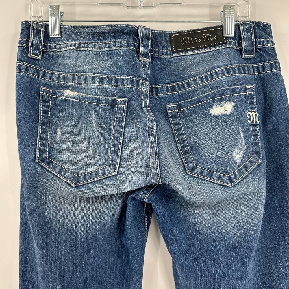 Miss Me Boyfriend Medium Wash Distressed Ankle Denim Jeans Women's Size 27 - Picture 6 of 15